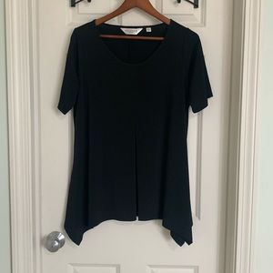 Short sleeve swing top